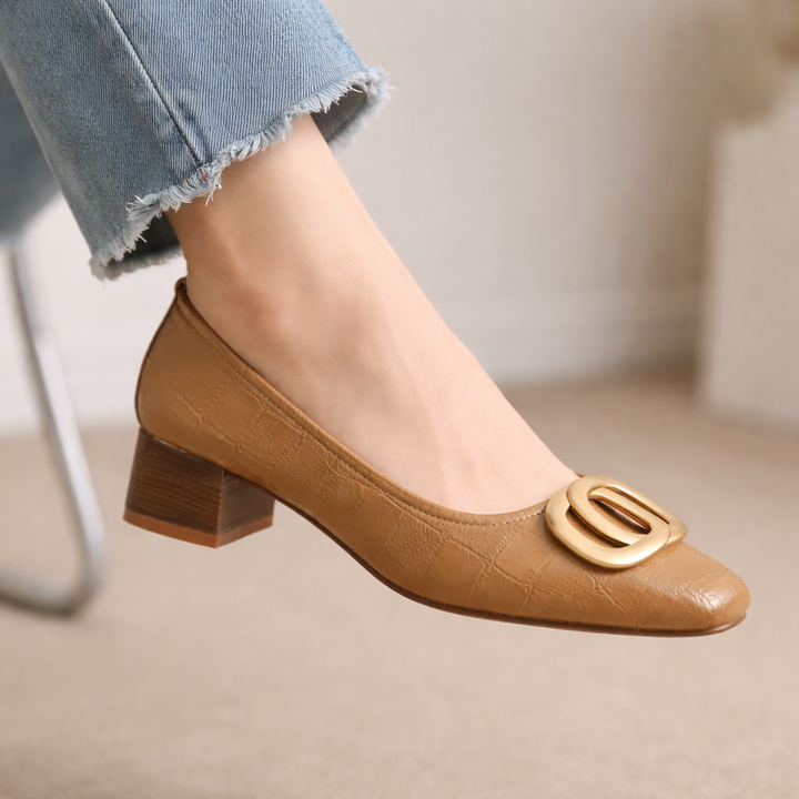 Opium Crest Heels Beige